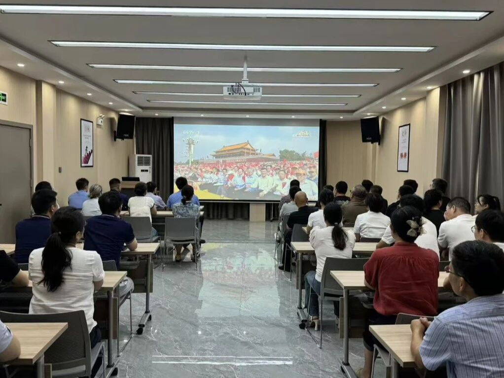 銘記歷史，開創(chuàng)未來——新余銀龍水務(wù)設(shè)備有限公司組織員工觀